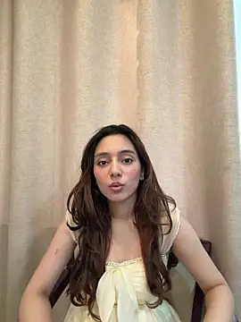 Snapshot of Lilywant chatting on June 2026 11:27:01 AM Lilywant online show from June 2026 11:27:01 AM