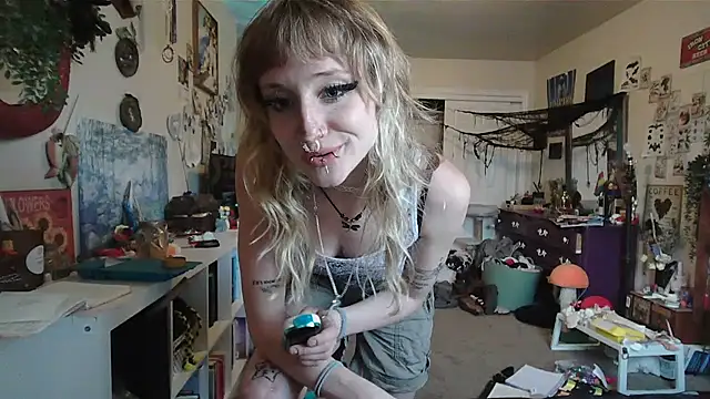 PixieLovely online show from July 2026 02:07:01 AM