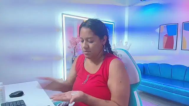 Isabella rows online show from June 2026 07:41:02 PM