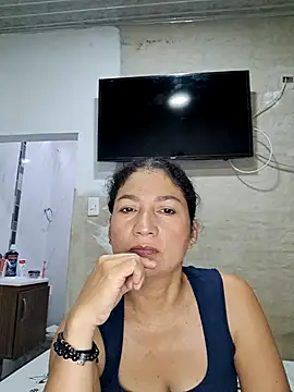 Rosa1079 online show from May 2026 12:12:01 PM