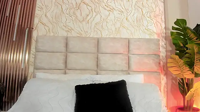 Snapshot of GinaSalanne chatting on July 2026 12:45:01 PM GinaSalanne online show from July 2026 12:45:01 PM