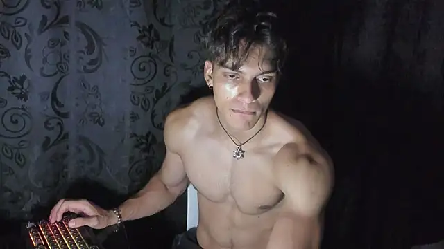 Alessio Valee online show from June 2026 06:35:02 AM