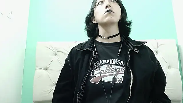 amoremerchmar online show from June 2026 03:17:01 AM