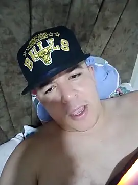 latino hott  online show from May 2026 11:41:02 PM