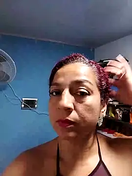 Snapshot of Tumilf chatting on May 2026 11:03:01 PM Tumilf online show from May 2026 11:03:01 PM