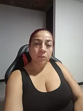 Snapshot of Tumilf chatting on June 2026 03:59:02 AM Tumilf online show from June 2026 03:59:02 AM