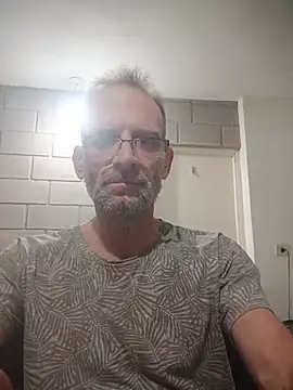 CulturedBus909 online show from June 2026 10:42:02 PM