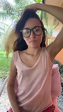 Mini girl do it better online show from May 2026 03:15:01 AM