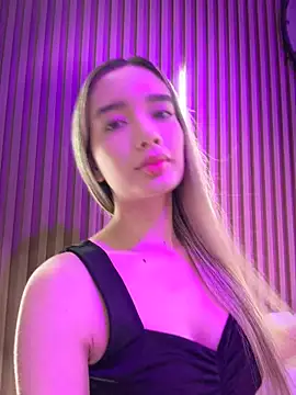 Julieta valencia online show from May 2026 01:25:01 PM