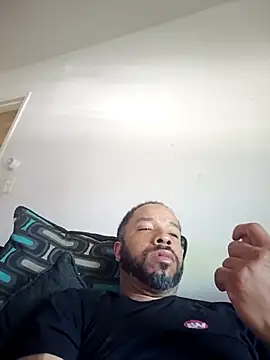 yoursexydaddy8181 online show from June 2026 01:38:02 PM