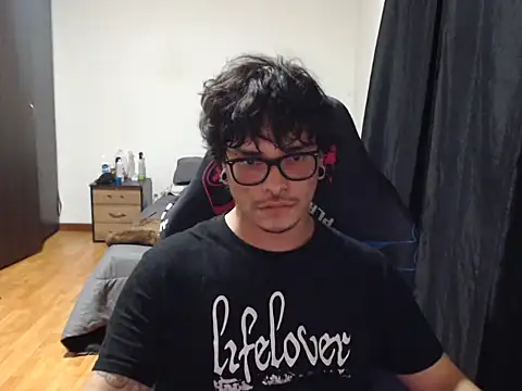 lilgothboy online show from May 2026 05:32:02 AM