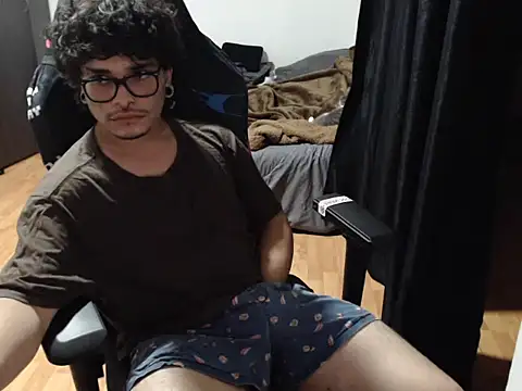 lilgothboy online show from May 2026 07:45:02 AM