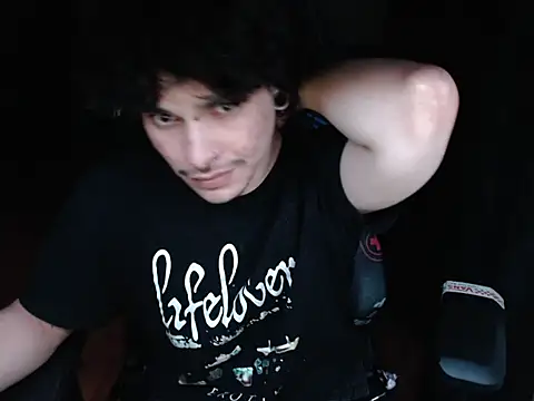 Snapshot of lilgothboy chatting on June 2026 06:11:02 AM lilgothboy online show from June 2026 06:11:02 AM