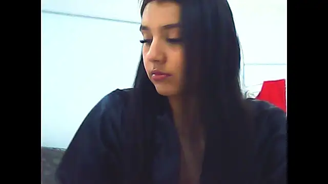 Kendall Smith Love online show from May 2026 01:47:01 PM