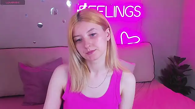 Diiana Daviis online show from May 2026 01:12:01 AM