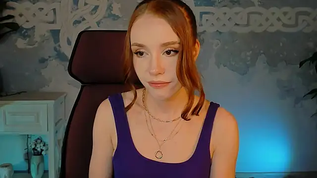 Snapshot of MilaSiren chatting on May 2026 09:18:02 AM MilaSiren online show from May 2026 09:18:02 AM