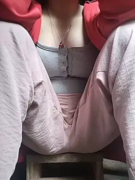 Maria-aa online show from May 2026 11:44:01 PM