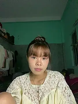 Cry sexy online show from May 2026 04:32:02 PM