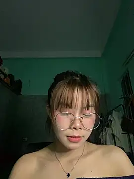 Cry sexy online show from May 2026 04:05:01 PM