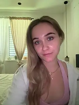 LillyStarr online show from June 2026 11:54:02 AM