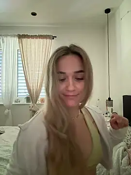 LillyStarr online show from June 2026 07:58:02 AM