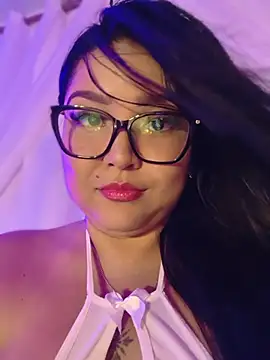 Im DianaNoir online show from June 2026 01:00:01 AM