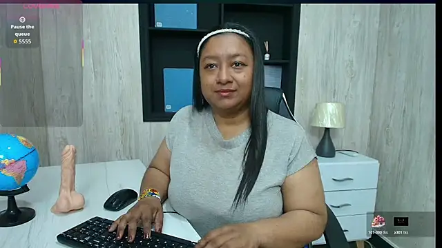 Snapshot of Rachell_Carter chatting on June 2026 04:54:02 AM Rachell Carter online show from June 2026 04:54:02 AM