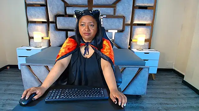 Rachell Carter online show from May 2026 06:06:02 AM