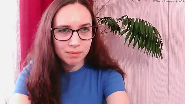 EmilyHotAngel online show from May 2026 04:10:01 PM