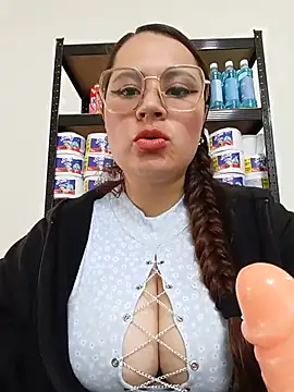 VANESSA  28 online show from May 2026 01:29:01 PM