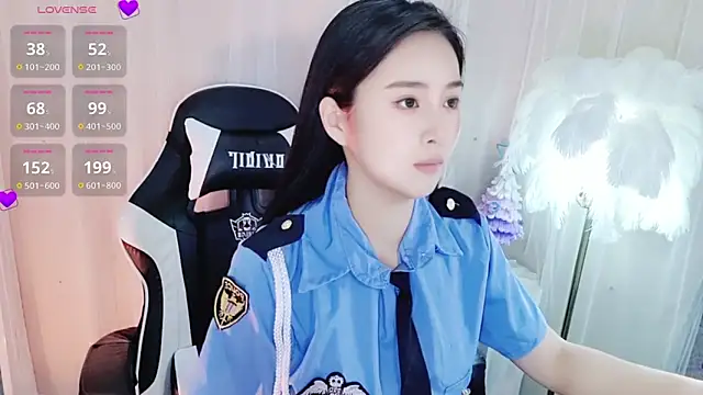 OvObbit  online show from May 2026 09:36:02 PM