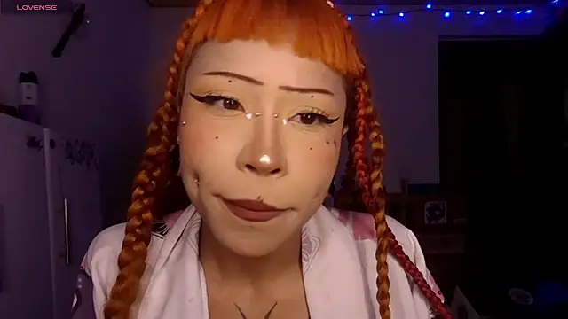Snapshot of suky_fox chatting on May 2026 04:21:02 PM suky fox online show from May 2026 04:21:02 PM