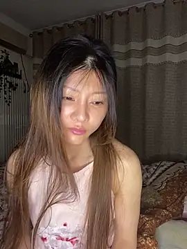 honeypeach666 online show from May 2026 02:21:02 PM