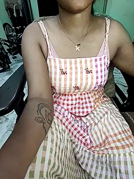 Tamil  Thara003 online show from May 2026 05:39:02 PM