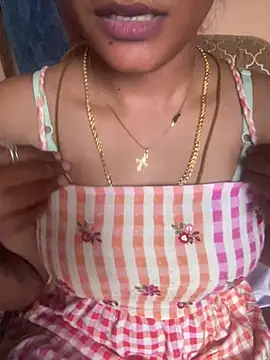 Tamil  Thara003 online show from June 2026 12:43:01 PM