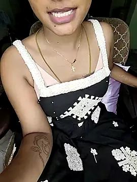 Tamil  Thara003 online show from May 2026 06:01:02 PM