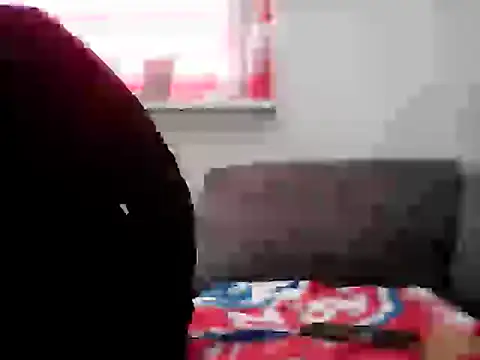 Snapshot of LindaLee90 chatting on May 2026 02:19:02 PM LindaLee90 online show from May 2026 02:19:02 PM