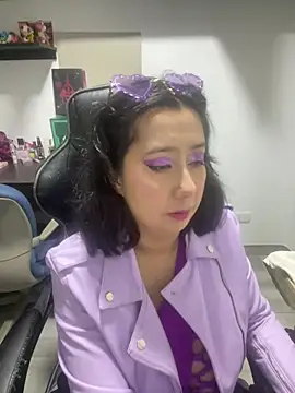 saramaSS online show from May 2026 01:42:02 AM