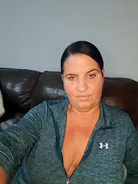 Velvet-Milf online show from May 2026 05:40:02 AM