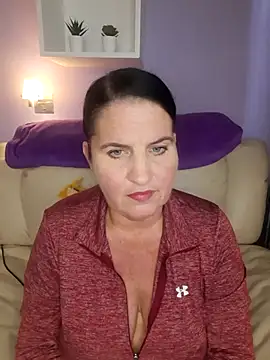 Velvet-Milf online show from May 2026 09:36:02 AM