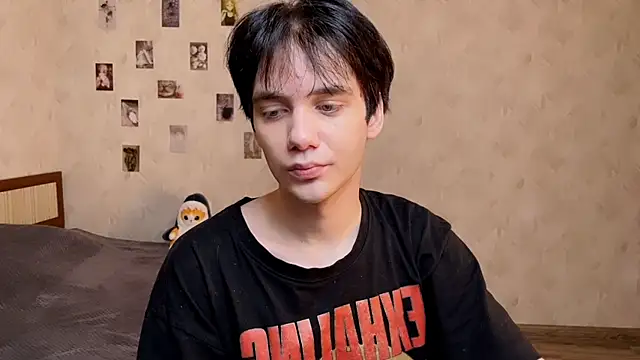Snapshot of Zombde chatting on June 2026 01:41:02 PM Zombde online show from June 2026 01:41:02 PM
