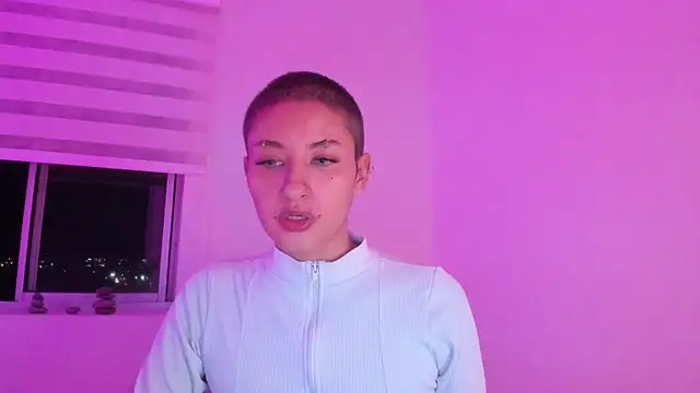 vandalovee  online show from June 2026 04:12:02 AM