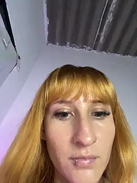 CrystalMood  online show from May 2026 11:20:02 PM