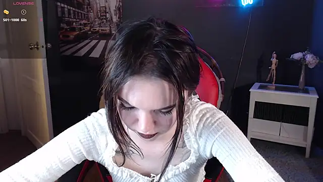 Mia Via online show from May 2026 06:21:02 PM