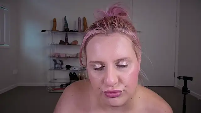 Alexisdownunderx online show from May 2026 01:20:01 AM