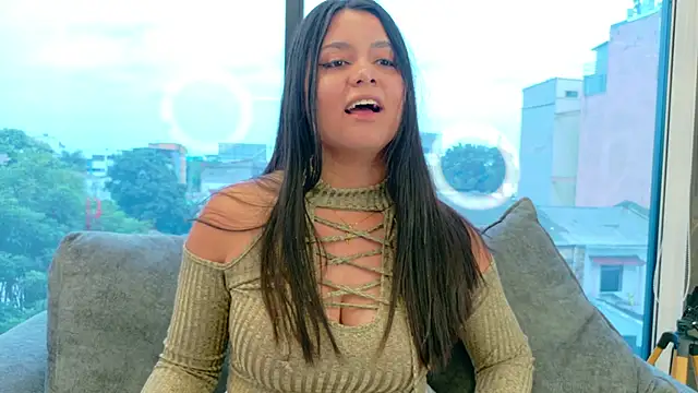 Eva-Apple online show from May 2026 08:42:02 PM