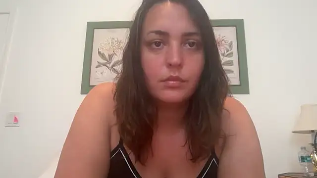 Anniehelen online show from May 2026 07:40:02 PM