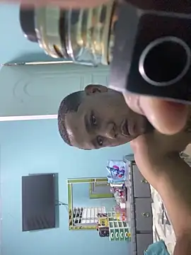 luis0570 online show from June 2026 02:17:01 AM