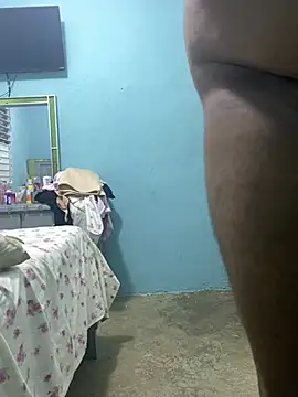 luis0570 online show from May 2026 11:44:02 PM