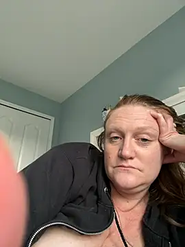 Kellilyn10 online show from June 2026 10:10:01 PM